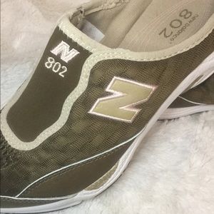 new balance 802